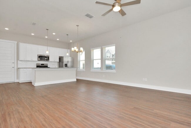 Building Photo - 791 Strawberry Pines Ct