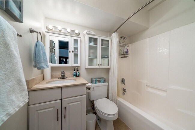 Photo - Fully Furnished Downtown Rental Available June 1st!!!