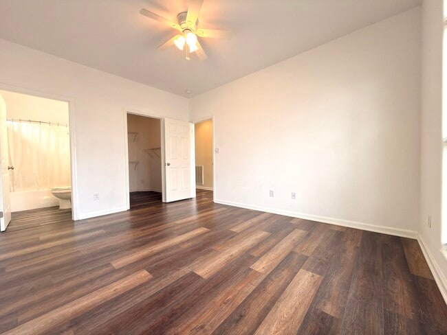 Photo - 352 Lucille Dr