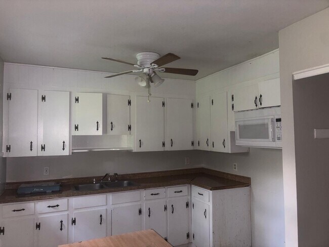 Photo - 4702 Elkan Ave
