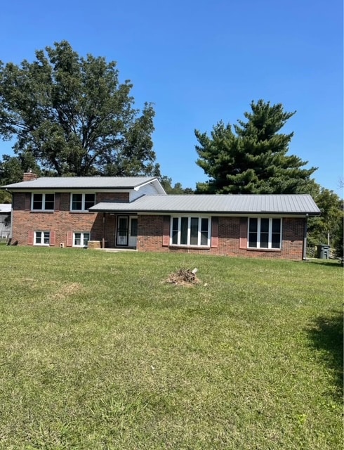 Building Photo - 1582 Main St