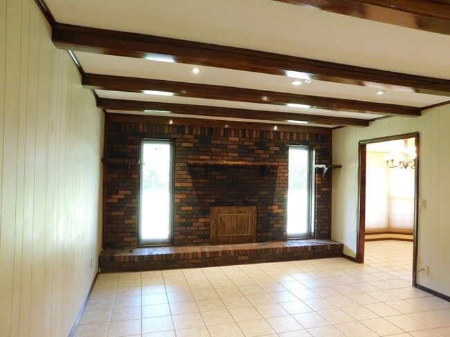 Photo - 2906 Kendall Ave