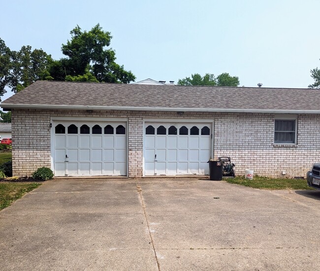 Photo - 2292 Sprucewood Dr