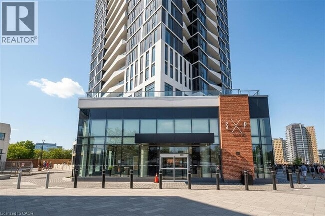 Photo - 25 Wellington St S Unité 2202