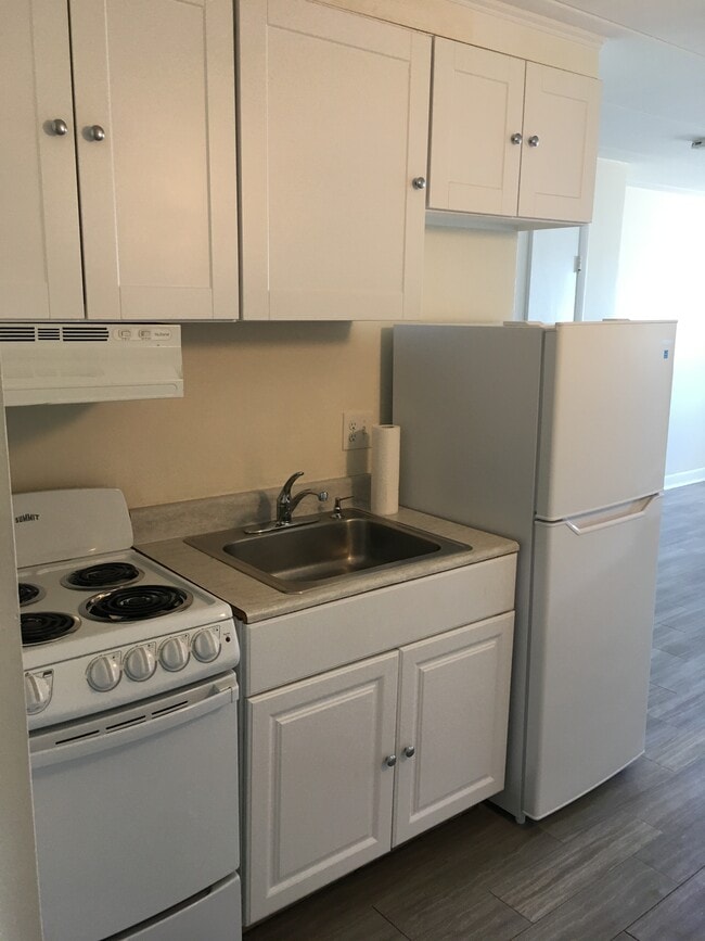 Photo - 186 Lexington St Unit 9