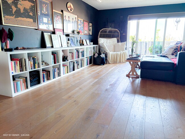 Photo - 5460 White Oak Ave Unit C315