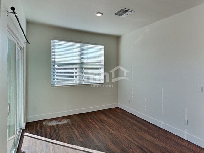 Photo - 21606 S 231st St