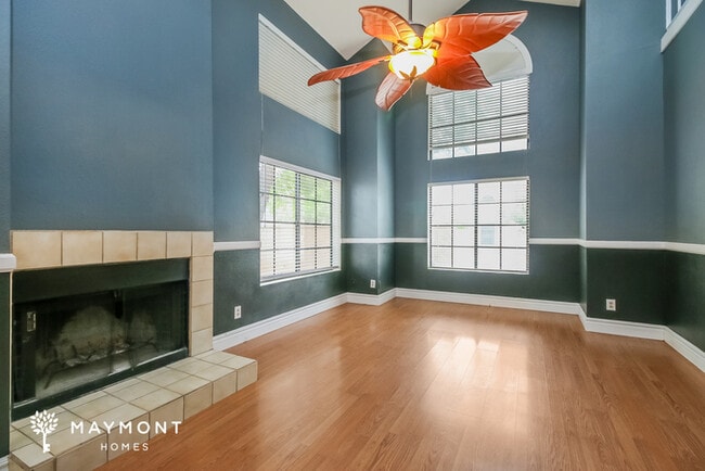 Photo - 2033 N Sunset Dr