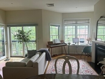 Photo - 185 High St Unit 303