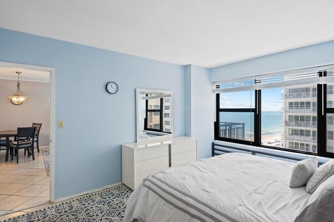 Photo - 3800 Galt Ocean Dr Unidad 607