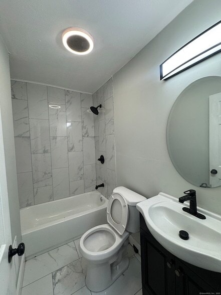 Photo - 648 Ferry St Unit 3