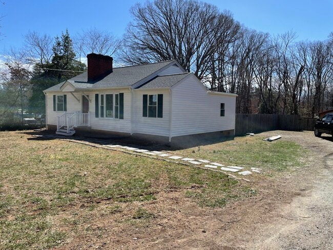 Photo - 2174 Shallow Well Rd