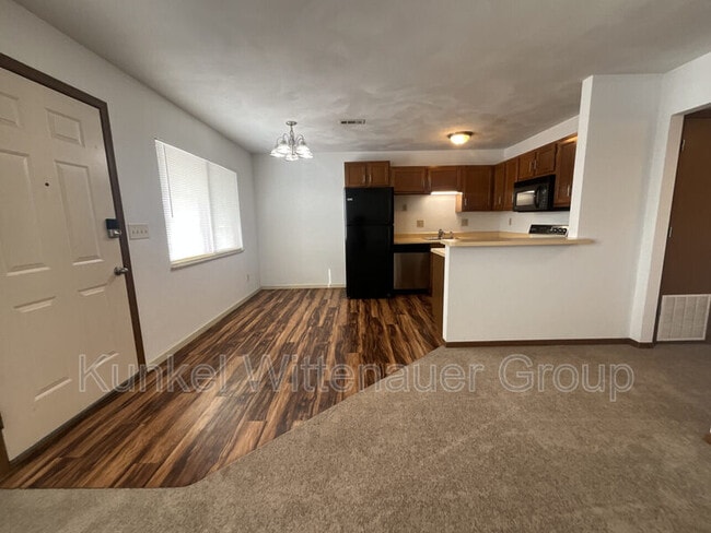 Photo - 262 Eagle Ridge