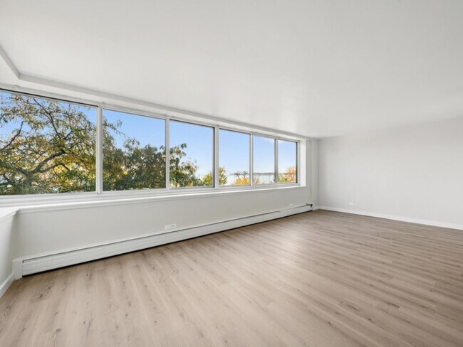 Photo - 1440 N Lake Shore Dr Unit 3H