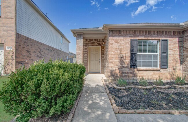 6702 Castle Terrace Ct