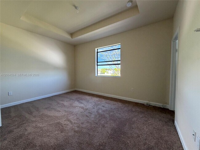 Photo - 544 SE 32nd Ave
