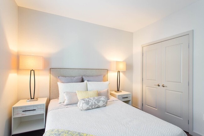 Photo - 45 Marion St Unit 615