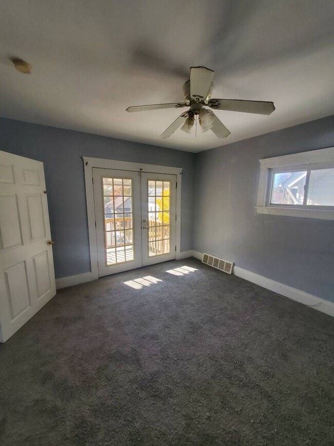 Photo - 7126 Camden Ave Unit UP