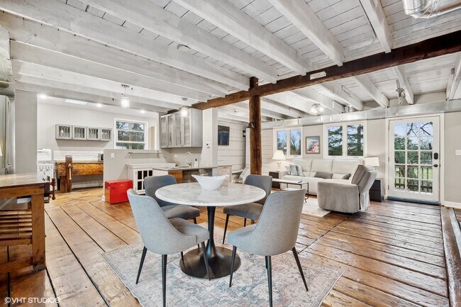 Photo - 2404 Ridge Ave