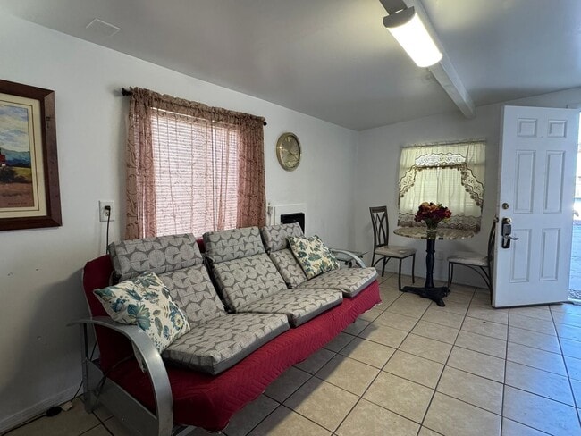 1750 Rio Vista Rd