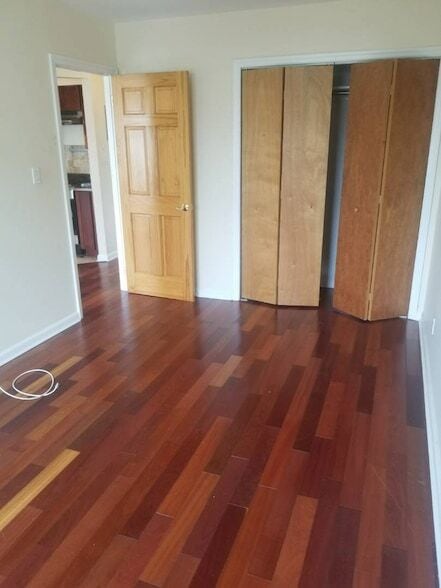 Photo - 35-31 10th St