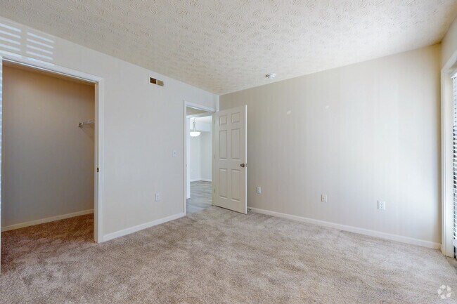 1BR - 1BA, 870SF