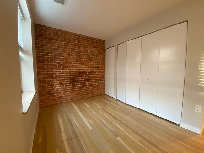 Photo - 108 Gainsborough St Unit 301w