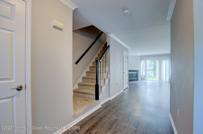 Photo - 16 Gloucester Ct Unit 3