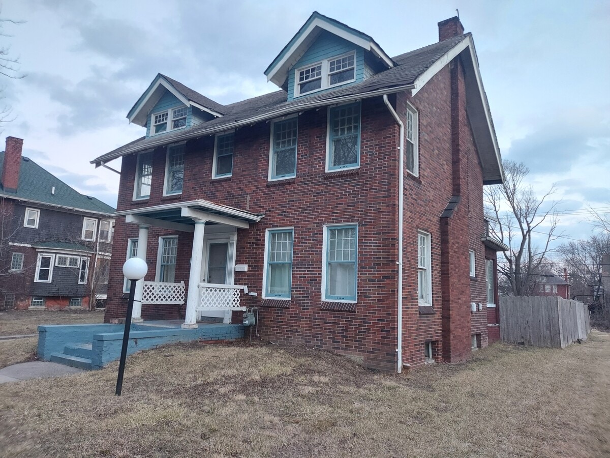 Photo - 157 Monterey St