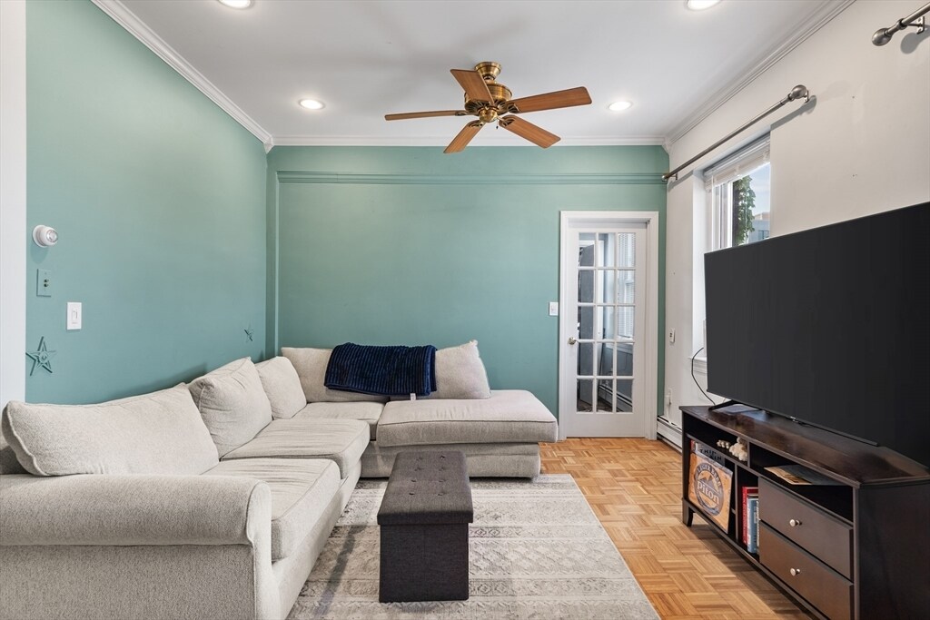 Photo - 105 W Fourth St Unit 3B