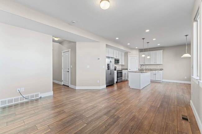 Photo - Upgraded 4-Bed Townhome with Finished Base...
