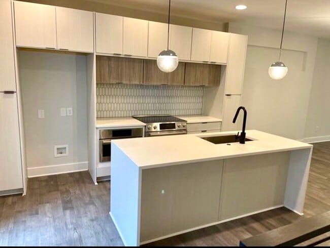 Photo - 1231 Minter Pl