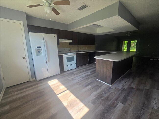 Photo - 1316 Markham Ave
