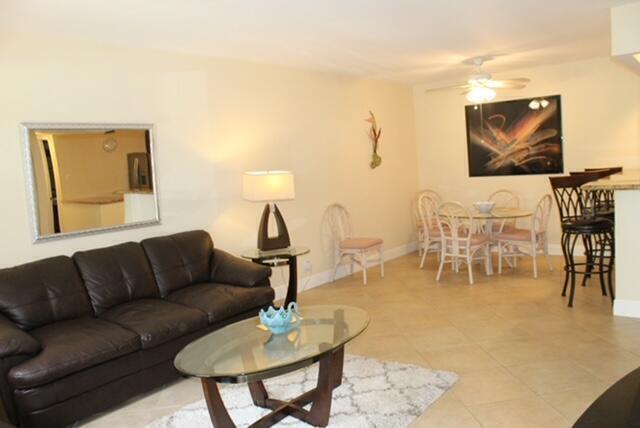 Photo - 6436 Chasewood Dr Unit B
