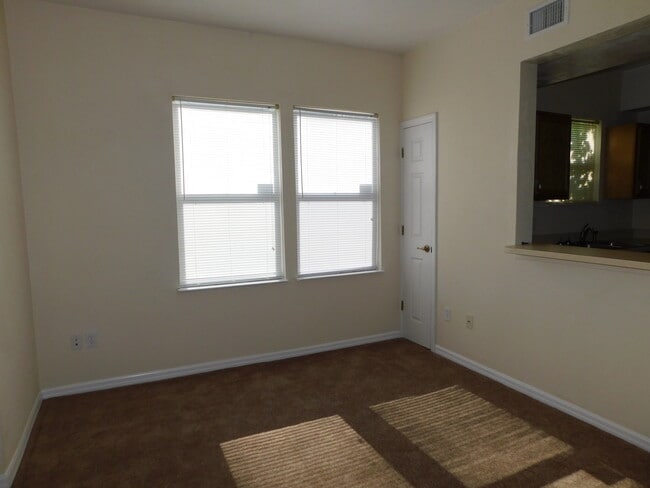 Photo - DEBOJ0801 Unit A