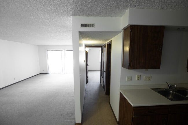 Photo - Sutter Place