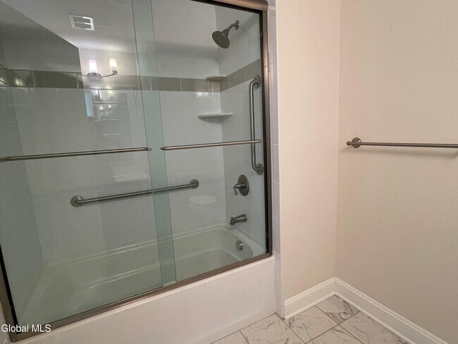 Photo - 233 Lake Ave Unidad 227