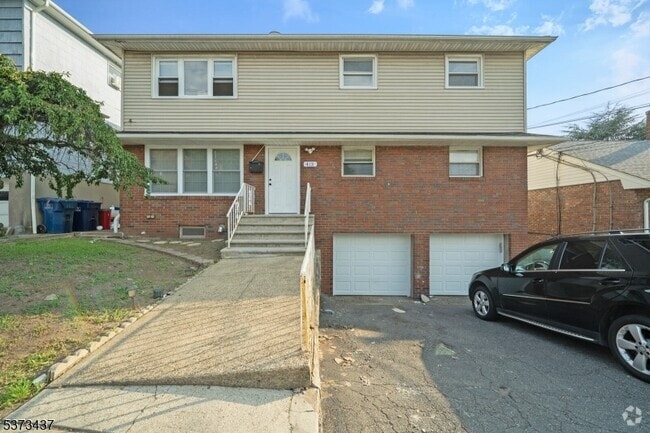 Building Photo - 413 Essex St Unit 2 Rental