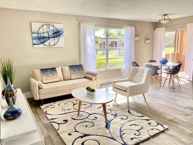 The Landings at Pembroke Lakes - The Landings at Pembroke Lakes Apartments