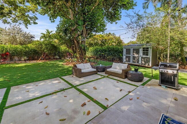 Photo - 90 NE 106th St