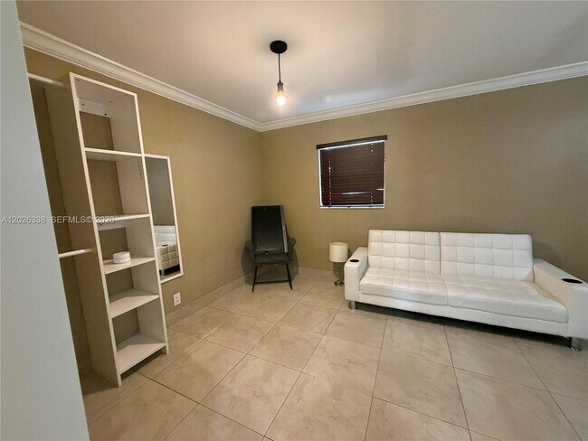 Photo - 414 SW 2nd Terrace Unidad 0