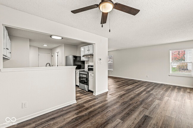 Photo - 1316 Freemont Ln