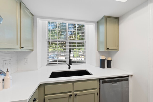 Photo - 9231 Kings Canyon Dr