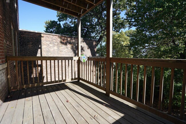 Photo - 14 Lorraine Ter Unit 2