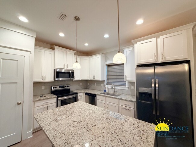 Photo - Stunning 3 Bedroom Tuscany Village Townhouse!