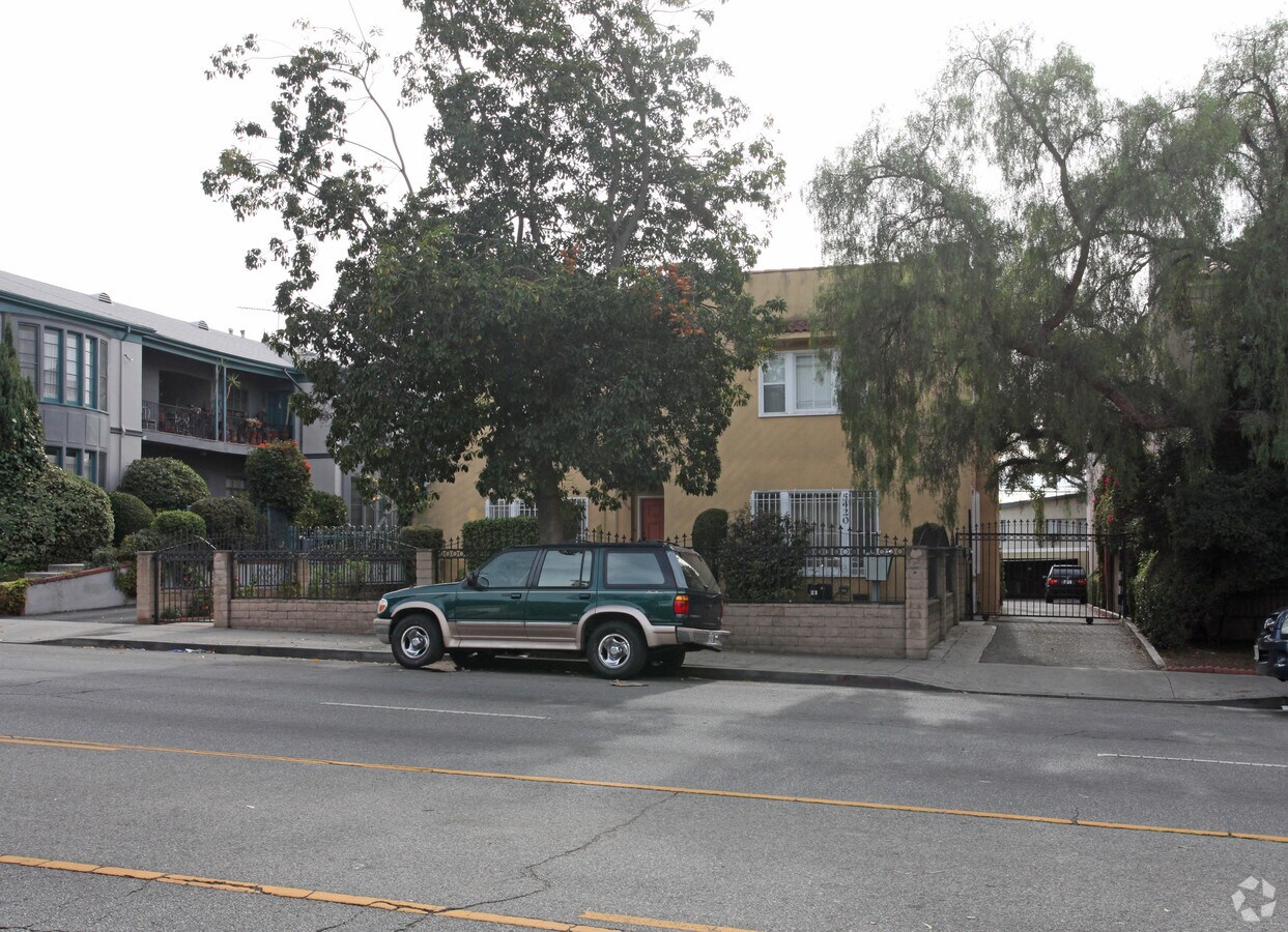 Photo - 5418 Franklin Ave