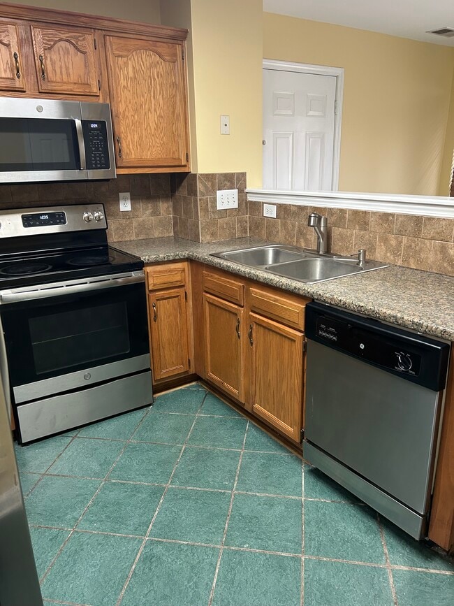 Photo - 505 Long Creek Pky