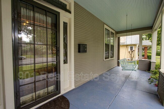 Photo - 1552 Forest Ave