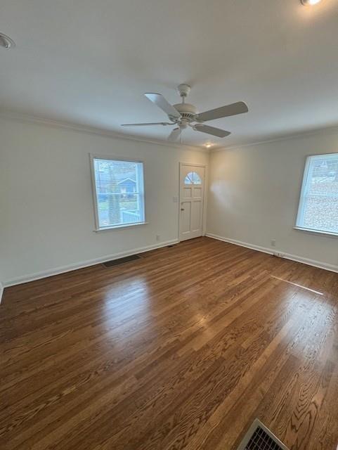 Photo - 1464 Hawthorne Ave NW