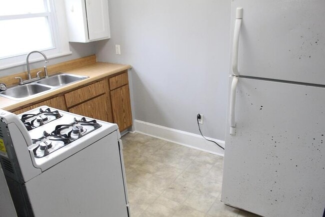 Photo - 142 N Lancaster St